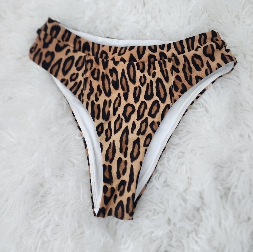Christian Lacroix Swiminista Leopard Print Bikini Bottom. Size xsmall. New witho